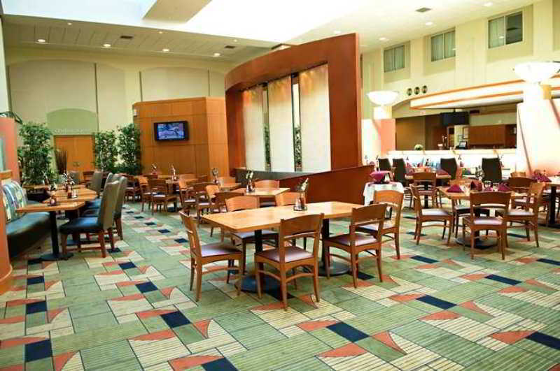 波士顿洛根机场使馆套房酒店 餐厅 照片
